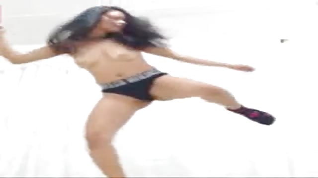 Topless Amateur Porndroids