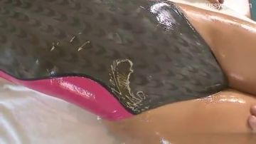 Big ass blonde babe fucked in swimsuit