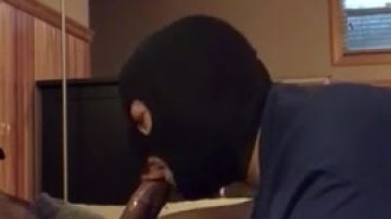 Black guy gets a white blowjob