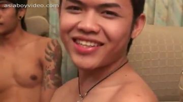Sexy strip and blowjob poker