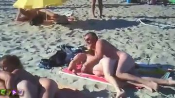 Offener Sexnervenkitzel am Strand